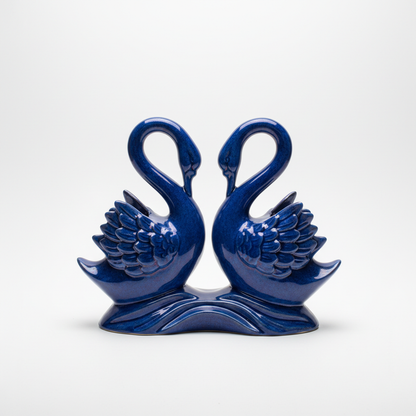 Swan Pair Figurine Product Shot